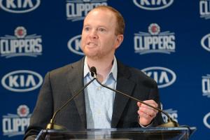 快船總裁：沒(méi)有人將球隊(duì)表現(xiàn)不佳歸咎于保羅 我愿承擔(dān)全部責(zé)任