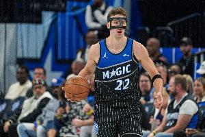 還沒結(jié)束！小瓦格納造成巴恩斯三分犯規(guī) 三罰全進(jìn)追平比分