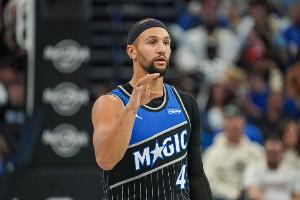 打得好但早早犯滿！薩格斯20中10拿到24分4板4助3斷