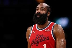 已5連?。】齑蛻?zhàn)老鷹先發(fā)：小卡&哈登&祖巴茨&鄧恩&科林斯