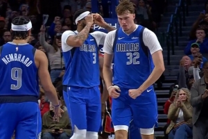 這就是你們要的狀元吧！弗拉格后仰中投+蓋帽+空切上籃殺死比賽