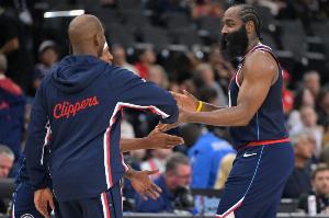 Haynes：快船全隊在邁阿密滯留近6小時 隊員們半夜得知保羅被解雇