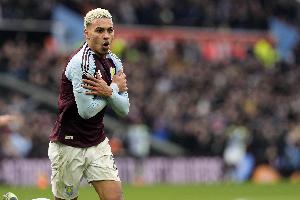 羅杰斯2025年英超助攻10次，繼B費(fèi)之后第二人