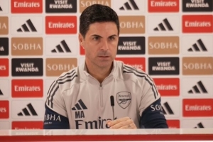 阿爾特塔：梅里諾可以成為首選中鋒；冬窗將至必須時刻做好準備