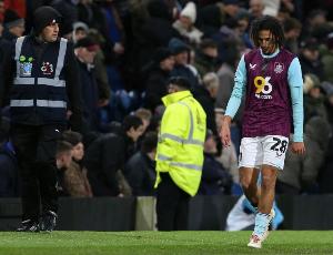 向球迷吐口水！官方：伯恩利中場漢尼拔被禁賽4場+罰款1.5萬鎊