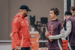 記者：拜仁小將利奇納預(yù)計(jì)冬窗離隊(duì)，拜仁希望加入回購條款