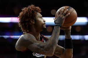 76人官方：烏布雷左膝恢復(fù)正取得進(jìn)展 一周后接受重新評估