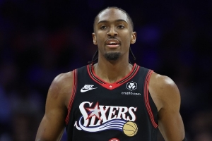 感謝小弟埃奇庫姆！馬克西28中13砍35分3板2助2斷 三分11中4