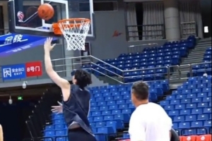 NBA頂級教練Bill特訓(xùn)課 | 少年熱血進(jìn)階 日復(fù)一日打磨硬核實(shí)力！