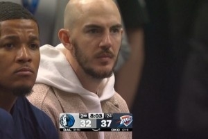 缺少三大主力！雷霆VS獨(dú)行俠 鏡頭給到便裝的卡魯索、哈滕和多特