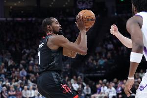 這什么情況？杜蘭特拿手的中距離投籃 竟然來(lái)了個(gè)三不沾