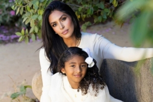 小女兒9歲啦！瓦妮莎INS：生日快樂(lè)！我們超愛(ài)你 超級(jí)明星！