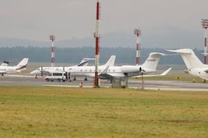 ??爸輔加成歸來！東契奇已經(jīng)乘坐私人飛機返回美國