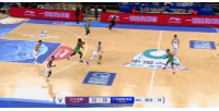 略顯尷尬！奧利弗奮力拼下前場籃板 隨后出現(xiàn)脫手&再起被筐帽