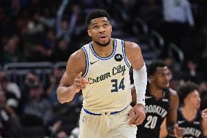 下家何處？NBA官方祝雄鹿球星字母哥31歲生日快樂????
