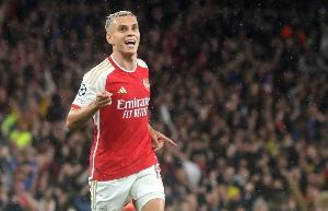 單場(chǎng)英超替補(bǔ)登場(chǎng)破門+被換下，特羅薩德是阿森納隊(duì)史第三位