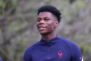 瓊阿梅尼和孔德：多元化造就了今天的法國(guó)，這不該成為一個(gè)問(wèn)題