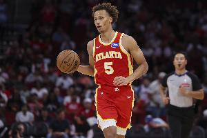 手感不佳！丹尼爾斯16投僅4中拿到12分 三分5中0