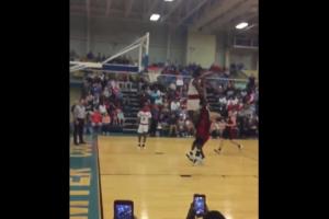 美媒曬錫安高中逆天戰(zhàn)斧：他的高中集錦可能是歷史上最炸裂的