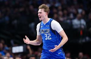 沖最佳新秀！弗拉格近5場(chǎng)場(chǎng)均23.2分5.8板2.2助1斷 命中率55%