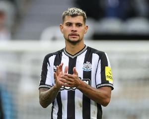 角球直接破門！吉馬良斯：難以置信，是我職業(yè)生涯最漂亮進(jìn)球之一