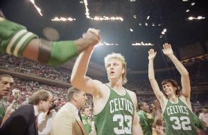 真摯的祝福！祝NBA名宿拉里·伯德69歲生日快樂！??