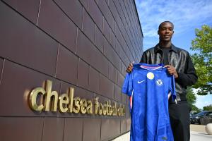 德拉普受傷！郵報：切爾西不打算在冬窗提前召回荷蘭前鋒埃梅加