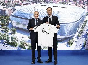 近5輪1勝！記者：弗洛倫蒂諾對教練的不滿程度不亞于對球員的不滿