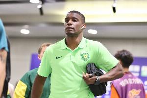 足球報點評國安外援：僅法比奧一人高光，后腰位置不符合達萬特點