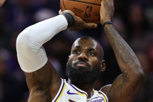 詹姆斯：我永遠(yuǎn)不會(huì)厭倦關(guān)鍵時(shí)刻 能連續(xù)得分+贏球更加令人興奮