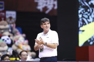 直播吧：貝帥曾向管理層表示對(duì)球隊(duì)失控 但沒拿出有效的解決方法