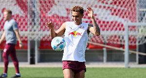 萊比錫官方：前鋒努薩遭遇左腳踝韌帶受傷，預計缺席至年底