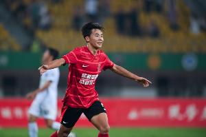 未來(lái)可期！16歲前鋒帥惟浩身價(jià)漲至22.5萬(wàn)歐 蓉城國(guó)內(nèi)球員第4高