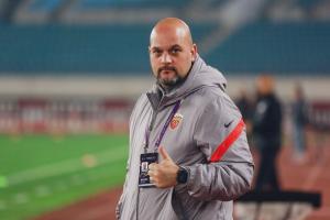 內(nèi)馬爾的膝蓋手術，將由曾效力海港的“奇跡醫(yī)生”愛德華多主刀