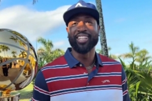 韋德：老詹連續(xù)1297場上雙的偉大無需多言 他對終結(jié)不會太糾結(jié)