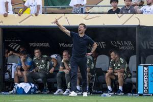 馬卡記者：阿隆索與維尼修斯、貝林厄姆、巴爾韋德關(guān)系緊張