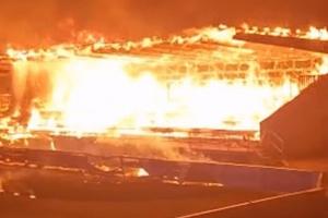 慘??芬超球隊剛降級主場看臺又遭完全燒毀，警方懷疑人為縱火