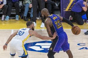 ??詹庫東字班可能均無緣評(píng)獎(jiǎng)？記者曬可能無緣65場(chǎng)標(biāo)準(zhǔn)的球星們