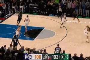 主打一個(gè)球風(fēng)硬朗！華子中路強(qiáng)行突破打進(jìn) 森林狼只落后1分了