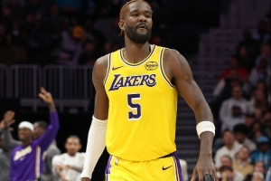 艾頓：湖人球館的總冠軍旗幟激勵(lì)著我們 為何不能是我們呢？