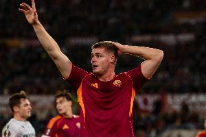 斯基拉：埃文·弗格森冬窗可能離開羅馬，本賽季出戰(zhàn)14場1球1助