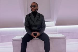 頂薪無球可踢！斯特林巔峰身價(jià)1.6億剩500萬 30萬周薪合同剩1年半