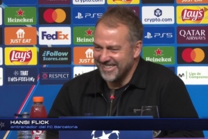 亞馬爾被換下不高興？弗里克調(diào)侃：下次坐替補席，我接受他的反應(yīng)