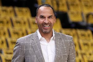 媒體人：快船用SGA換泡椒當時看是合理 但獨行俠交易077注定悲劇