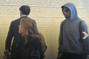 每體：阿勞霍抵達(dá)以色列調(diào)整心態(tài)，受到人們熱烈歡迎