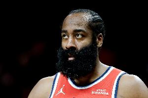 船記：快船總能在關鍵時刻犯低級錯誤 以各種方式輸球