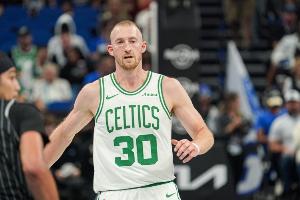 不至于一球不進吧？豪澤10中0&三分9中0一分未得 正負值-15