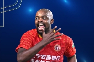 27戰(zhàn)28球，遼寧鐵人前鋒姆本扎獲得中甲最佳射手