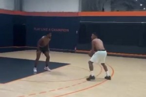 技術(shù)如何？姆巴佩籃球1v1成功把球投進(jìn) ??