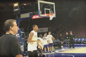 本該是莫蘭特的球風配上哈登節(jié)奏的后衛(wèi)，可惜了